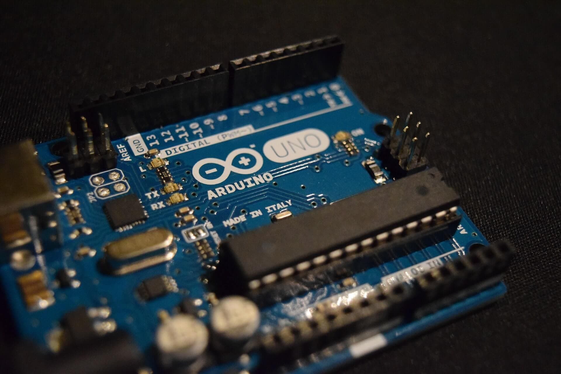 Install and Use Arduino IDE